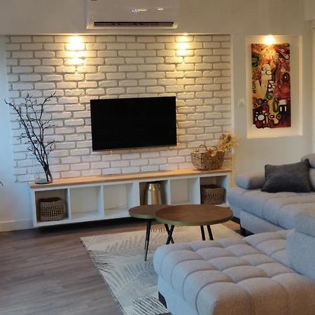 Tres Bel Appartement Central, Au Calme Avec Balneo Перпинян Екстериор снимка